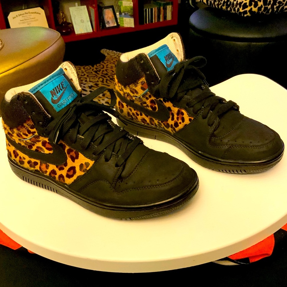 Nike Court Force Sneakers